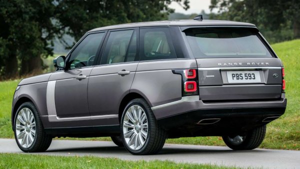 Land Rover е твърде позната гледка в долната част на класациите за надеждност. Range Rover (на снимката), Discovery и Range Rover Velar заеха и трите позиции сред най-малко надежднтие всъдеходи.