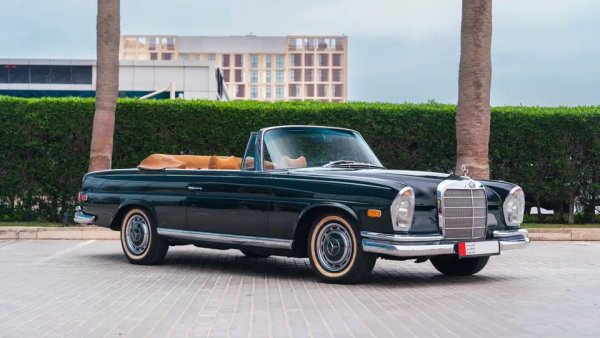 Този кабриолет е произведен през 1969 година. Оборудван е с 2,8-литров редови "шестак" M130.980, развиващ 158 к.с. Предлага се с 4-степенна ръчна или 4-степенна опционална автоматична трансмисия. Произведени са 1390 бройки. Очакваната цена е 175 000 - 250 000 долара.
