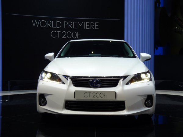 Lexus CT 200h / Женева 2010