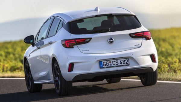 Opel Astra с пакет OPC Line