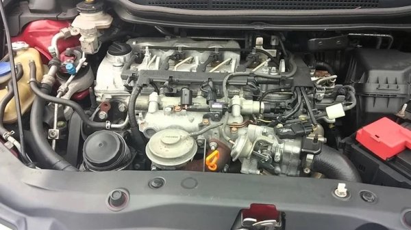 По-рано японските производители предпочитаха чужди двигатели за своите автомобили, но през 2003 г. Honda започва производството на собствения си дизелов двигател N22A1, наречен 2.2 CTDi. Двигателят генерираше 140 к.с. и 340 Нм въртящ момент. Той е с 4 цилиндъра и 16 клапана, като има верижно задвижван разпределителен вал, система за впръскване на гориво Common Rail с инжектори Bosch, турбина Garrett GTA1752LV с променлива геометрия и маховик с двойна маса. Двигателят отговаря на стандарта за вредни емисии Евро 4. 

Ресурсът на мотора е 250 000-400 000 км, като това зависи от редовната поддръжка и качеството на използваните консумативи. Въпреки това, дори добре поддържан двигател CTDi двигател може да има проблеми, като в случая те са свързани с компресора, докато EGR-клапанът е предразположен към запушване, особено в автомобили, карани предимно в градския трафик.
