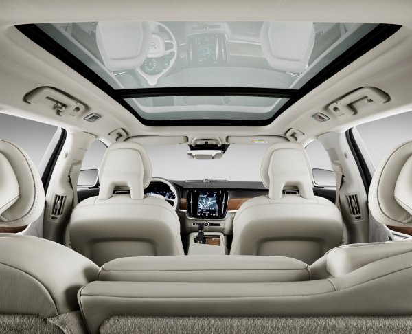 Volvo V90