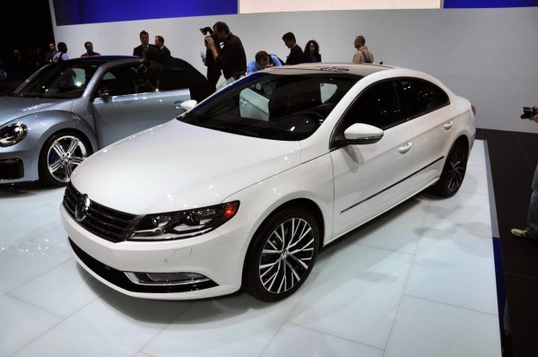 Лос Анджелис 2011 - Volkswagen Passat CC