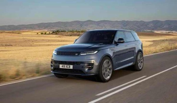 Plug-in хибридът Range Rover Sport може да се похвали с мощен двигател с 460 к.с. и пробег от 117 км в електрически режим. Той предлага просторен и луксозен интериор и запазва офроуд възможностите си.

Плюсове: Голям пробег на ток; Отлични офроуд възможности.

Минуси: Висока цена; Не е най-надеждният.
