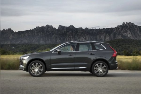 Има доста оплаквания и от скъпите електронни опции. Влагата и корозията могат да причинят проблеми с безключовия достъп, камерата за задно виждане и допълнителните системи, улесняващи пътуването през зимния сезон.