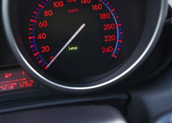 Mazda 3 i-stop