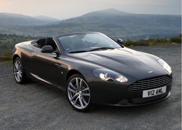 Aston Martin DB9 2011