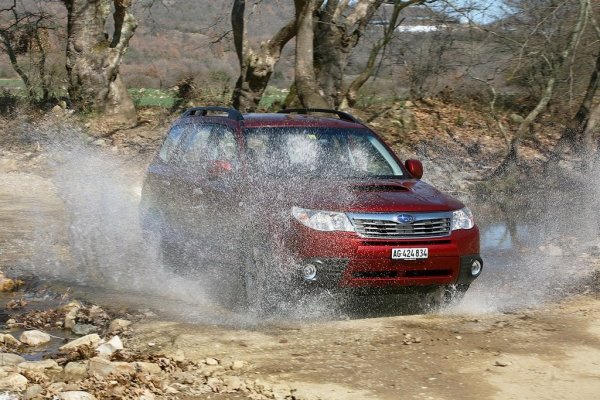 Subaru Forester '08 - моделът се предлага с два двигателя