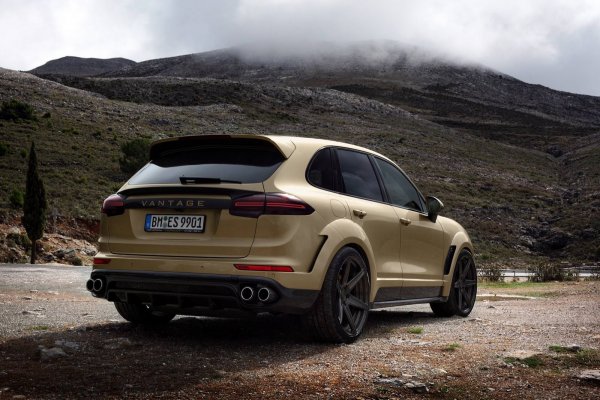 Porsche Cayenne Turbo Vantage Gold от Topcar 