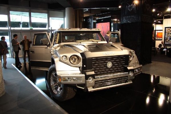 Dartz Iron Diamond - първият в света SUV създаден за жени от жени