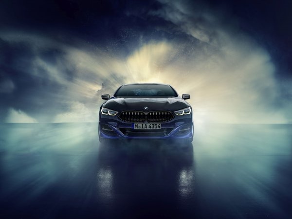 BMW M850i xDrive Night Sky