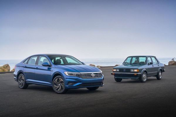 Този модел попадна в списъка не заради заслугите си, а по неприятен повод. Именно Jetta TDI стана първата кола, тествана от Университета на Западна Вирджиния, от която започна „дизеловият скандал“ или „дизелгейт“. В този автомобил беше открито устройство, което манипулира показания за вредни емисии. Скандалът беше огромен и струва 35 млрд евро на Volkswagen.