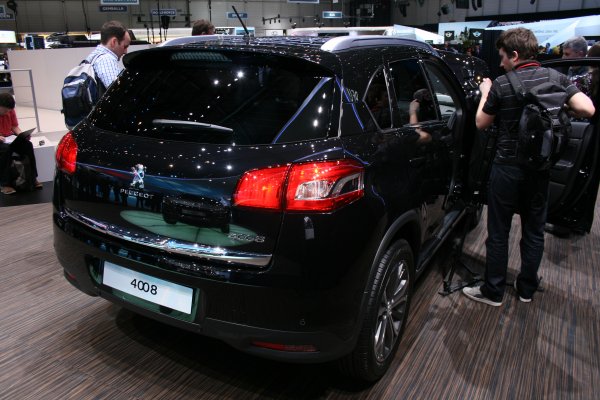 Женева 2012 / Peugeot 4008