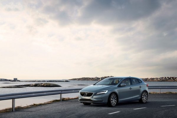 Volvo V40 и V40 Cross Country