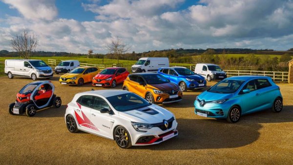 Megane RS Trophy-R е най-бързият "горещ" хечбек на "Нюрбургринг" с време от 7 минути и 40,1 секунди. Не че това има значение, ако вашето Renault току-що се е развалило.