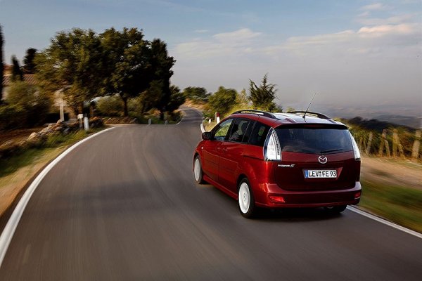 Европейска премиера на Mazda5