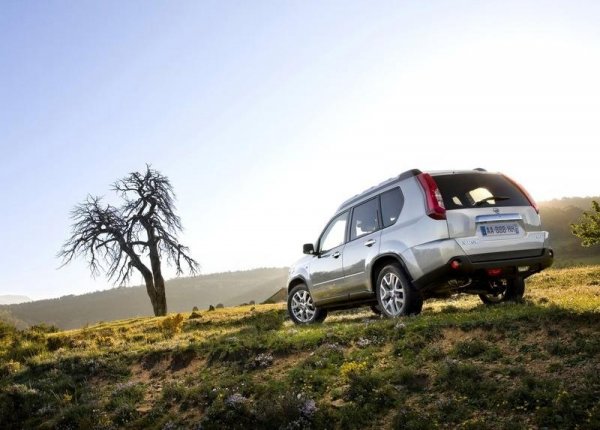 Nissan X-Trail  2011