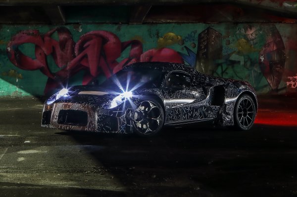 През ноември 2019 г. Maserati приключи с производството на GranTurismo и GranCabrio, които се произвеждат съответно от 2007 и 2010 г. без особени изменения в завода Viale Ciro Menotti в Модена. Сега предприятието е затворено за реконструкция, тъй като на конвейерите му ще бъде качен нов модел. Това е тайнствена спортна кола с нов 6-цилиндров двигател, който е средно разположен.
