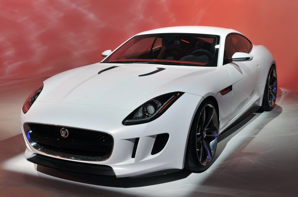 Лос Анджелис 2011 - Jaguar С-X16 Concept