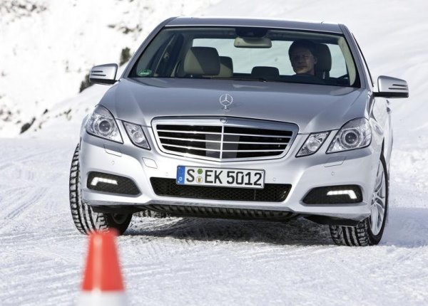 Mercedes-Benz E-Class 4Matic 2010