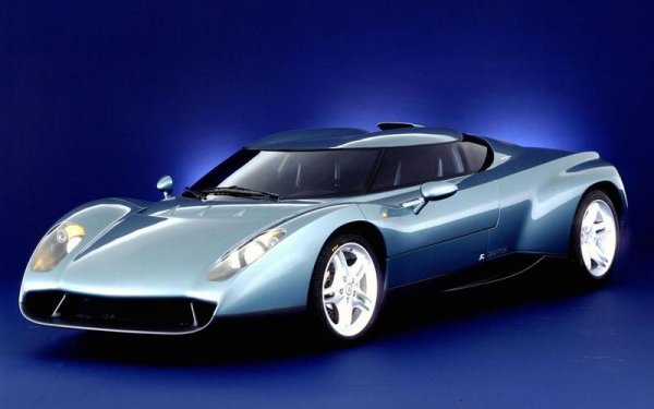 Raptor е много близо до това да стане наследник на Lamborghini Diablo. В Zagato използват Diablo за основа на конепта и той получава 6-литров V12 мотор с 500 конски сили.
Премиерата е на салона в Женева през 1996 г, но от Lamborghini не одобряват идеята. Единственият Raptor е продаден на търг през 2000 година на частен колекционер.