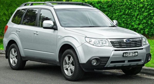 Тук важи същото, което казахме и за Honda: японците решиха да не си създават главоболия, като адаптират по-достъпните си модели към все по-високите изисквания на ЕС. Резултатът от това бе отпадането от гамата на автомобили като бензиновата Impreza (един от най-евтините нови модели в Америка) и хибридизация на останалата гама, повишила цените почти до тези на германските премиум марки. Всичко това напълно обяснява защо регистрациите са паднали със 70% спрямо 2008. Но постигнатите миналата година 138 продажби са цели 557% ръст спрямо 2016, когато Subaru пласира едва 21 коли в България. 
