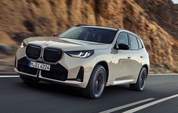 Баварският гигант преживява много добри години и трайно задмина стария враг Mercedes - и в Европа, и в България. Миналогодишните 1944 регистрации са с 52% повече в сравнение с 2008, и с цели 124% над резултата за 2016. В Европа през миналата година BMW исторически влиза в Топ 5 при най-популярните марки. В България е 11-а, но ако тенденциите се запазят, ще влезе в Топ 10 още тази година. 
