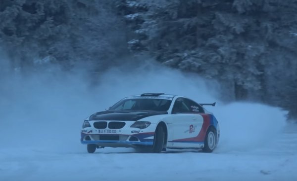 Ниското тегло е ключово в рали спорта, а Шеста серия на BMW не е от най-леките. Но въпреки това тази "шестица" от поколението Е63 се справи доста добре в състезанията на лед и сняг, в които участва. 
