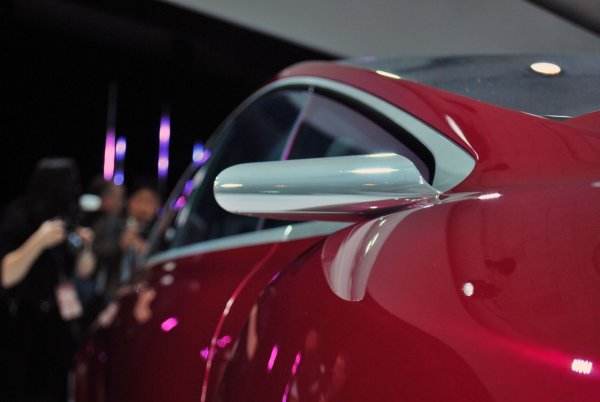 Детройт 2012 - Toyota NS4 Plug-in Hybrid Concept