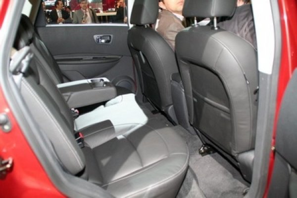 Nissan Qashqai / Автомобилен салон Париж 2008