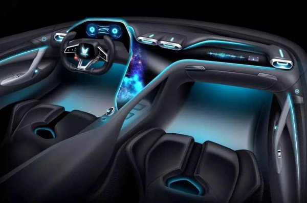 Ускорението до 100 км/ч отнема 1,65 сек, а до 300 км/ч - по-малко от 7. Максималната скорост е ограничена до 450 км/ч. Автомобилът е оборудван с батерия с капацитет 64,7 киловатчаса. Окачването е двойно напречно, а спирачките са карбон-керамични. Срещу допълнително заплащане се предлага комплект Nordschleife с активни аеродинамични елементи. От автомобила ще бъдат произведени 99 бройки, всеки на цена от 2,2 милиона евро.
