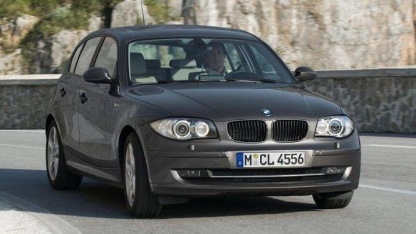 Audi A3, Audi Q3, BMW 1-Series (на снимката), BMW 2-Series, Hyundai Tucson, Mazda CX-5, Mercedes-Benz A-Class, Mercedes-Benz CLA, Mercedes-Benz GLA, Mitsubishi ASX, Seat Leon, Skoda Rapid, Volkswagen Beetle
