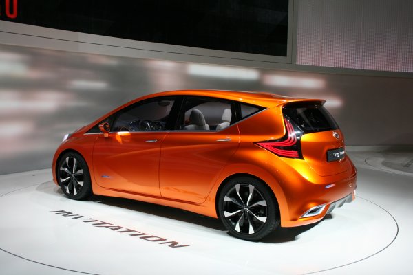 Женева 2012 / Nissan Invitation Concept