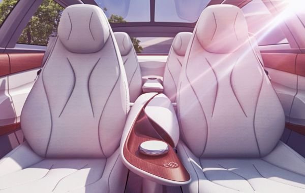 Volkswagen I.D. Vizzion 
