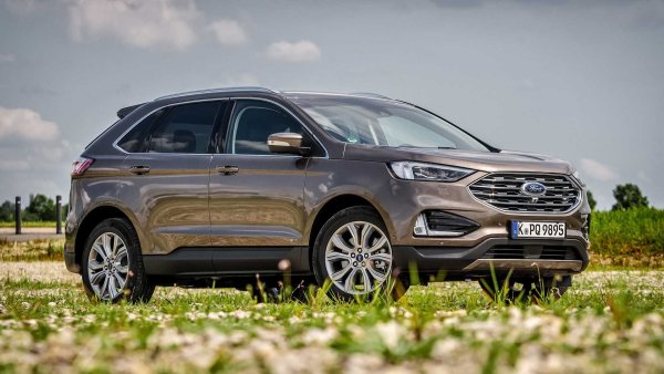 Второто поколение на Ford Edge дебютира в САЩ през 2015 г., като дългият 4,83 метра SUV  дойде в Европа през 2016 г. Въпреки актуализацията на модела през 2019 г., Edge така и не можа да се наложи на Стария континент, поради което вносът му беше спрян за моделната година 2021. Под капака на европейската версията имаше или турбодизел със 150 к.с., или битурбо дизел с 238 к.с.