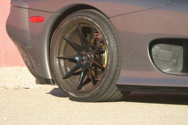 Mosler MT900 GTR XX с мощност 2 500 к.с.