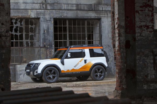 Land Rover DC100 Expedition concept