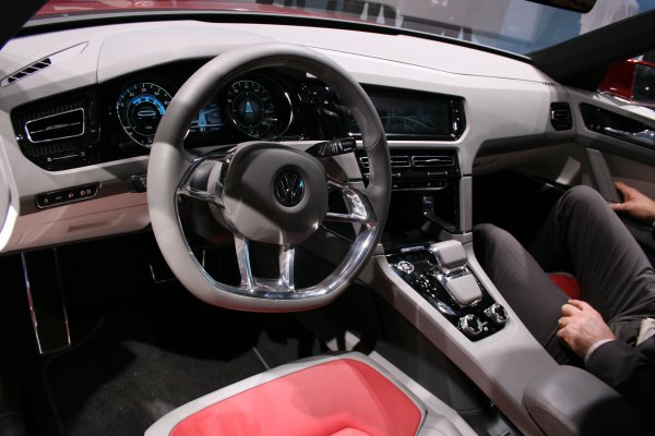 Женева 2012 / VW Cross Coupe