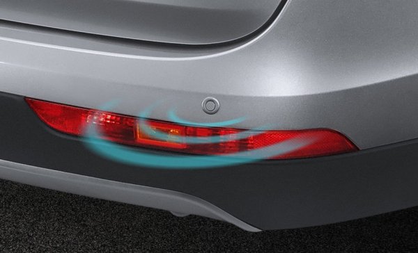 Прекалено чувствителните сензори за паркиране също могат да изнервят шофьорите. Въпреки че могат да бъдат полезни, когато се прилагат правилно, те могат да станат досадни, ако издават непрекъснат звуков сигнал за незначителни обекти или непрекъснато звънят за обекти-фантоми, които дори не са там - фалшиви положителни резултати.
