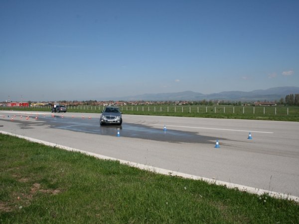 "ОЧАРОВАНИЕ БЕЗ КРАЙ" - ексклузивното роудшоу Mercedes-Benz Star Experience