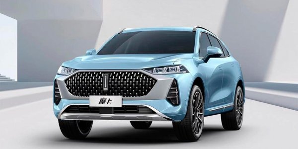 Луксозното подразделение на Great Wall представи нов средноразмерен кросоувър - Wey Mocha. Машината е изградена на платформата Great Wall Coffee, откъдето идва и името, което е избрано в чест на кафето mokkachino. В моделната гама на марката този модел замества кросоувъра VV7, но всъщност това е съвсем различен автомобил – с нова платформа, други размери и съвсем различен външен вид.