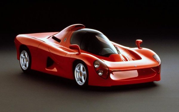 Yamaha има в историята си и участие във Формула 1 като доставчик на мотори, макар и това да не са най-славните страници от аналите на японците. Но този прототип получава 3,5-литров V12 с над 400 конски сили при 10 000 об/мин, така че връзката с Формула 1 от началото на 90-те години е осезаема. Създадени са три прототипа, а проектът пропада заради разрива на Yamaha с инженерната компания IAD, както и разразилата се по това време финансова криза в Япония.