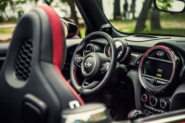 MINI Cabrio