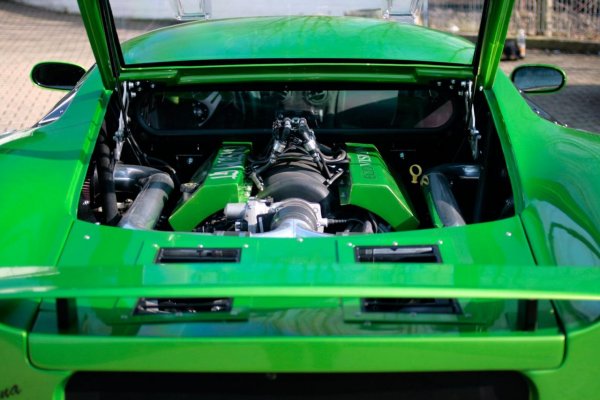 CCG Automotive CustomGT - суперавтомобил с газова уредба