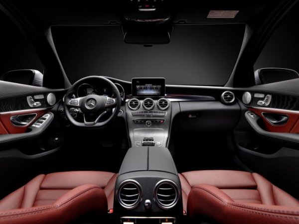 Mercedes-Benz C-Class 