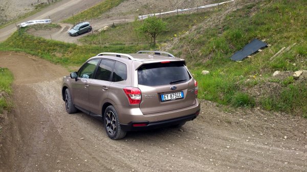 Subaru Forester Diesel Lineartronic със система X-Mode