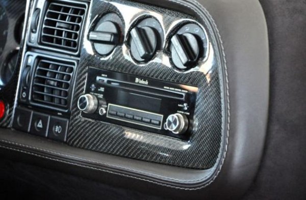 Jaguar XJ220 от Overdrive 