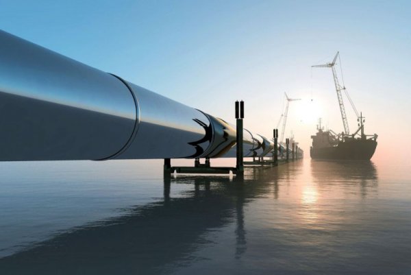 Почти всички други държави в Европа си мечтаят да са като Норвегия: да използват електрическа енергия за отоплителни, транспортни и всякакви други нужди, и да намалят скъпата си зависимост от вносен петрол и природен газ. Старият континент е беден на ресурси, и няколко геополитически кризи през последните десетилетия ясно показаха колко внимателен трябва да бъде с доставчиците си на енергия - от Русия до САЩ и от Иран и Азербайджан до Либия. 
Има само един проблем: твърде малко европейски страни са облагодетелствани от природата като Норвегия. 
