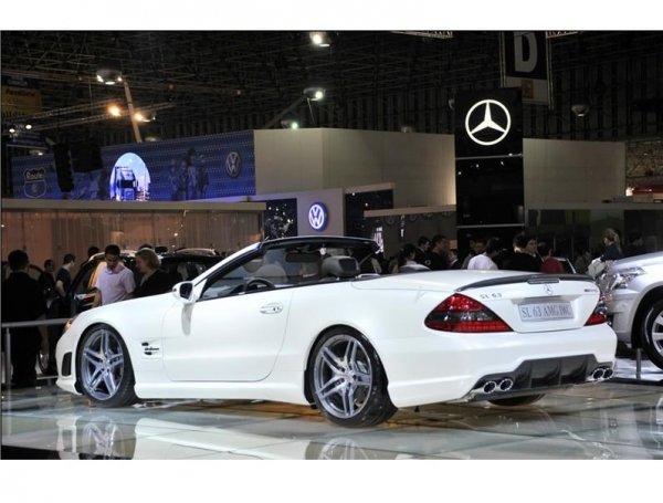 Mercedes-Benz SL 63 AMG Edition IWC