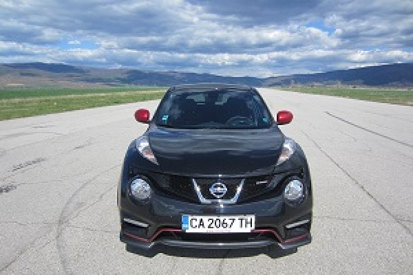 Nissan Juke Nismo 4WD